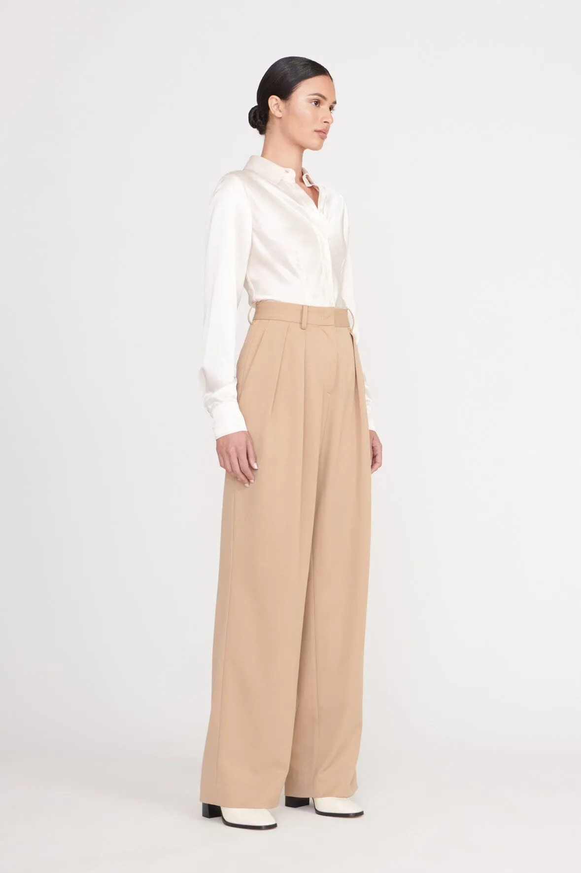 LUISA PANT | CAMEL SUITING