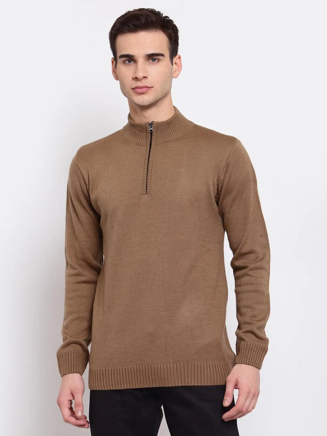 Men SolidPullover Sweater