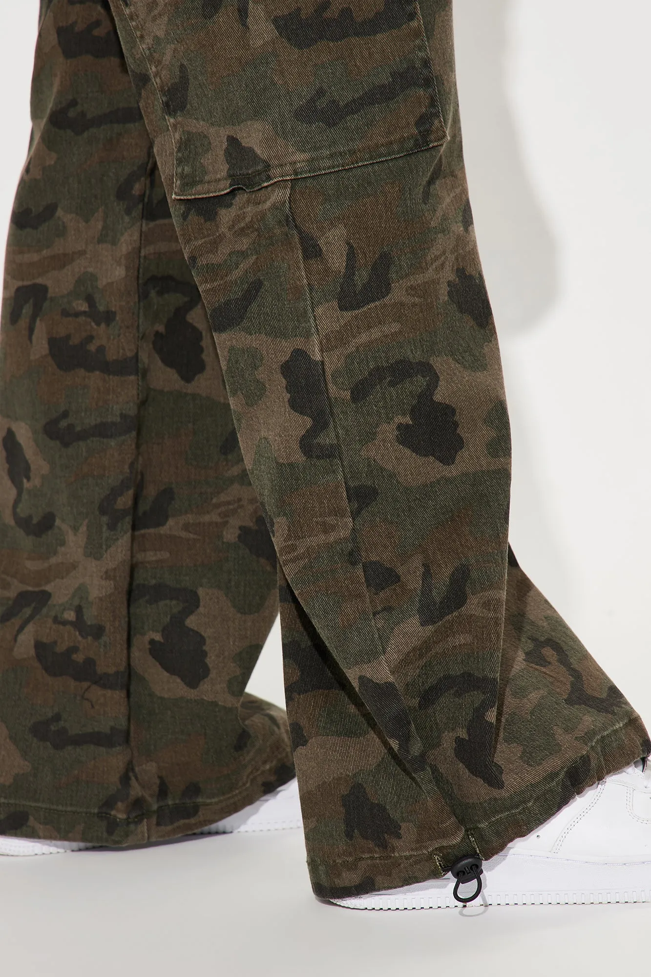 Nami Camo Cargo Jogger - Olive/combo