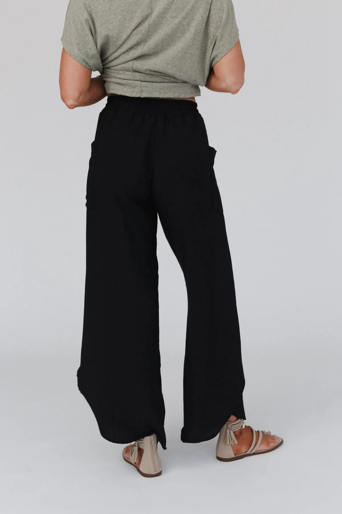 Stasia Solid Drawstring Tulip Pants - Black